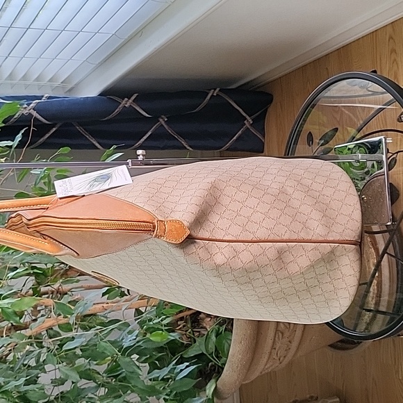 Long Champ Vintage Leather Trim Tote With COA - Picture 7 of 16